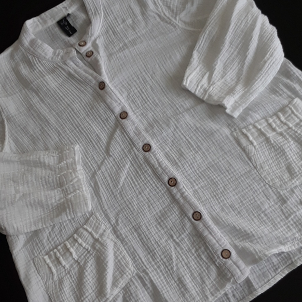 Focus..Casual Life..Nwot..Medium